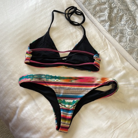 L*Space 2 pc. Bitsy Cut Reversible Bikini - Picture 3 of 4